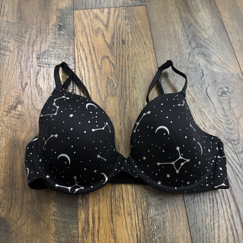 Victorias Secret PINK Wear Everywhere T-Shirt‎ Bra Black Celestial Moon 34C